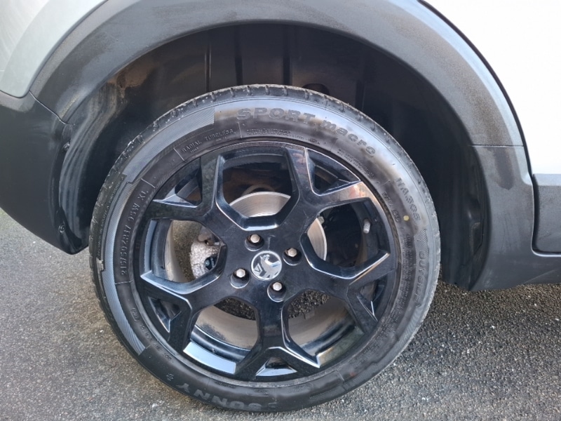 Used Vauxhall Crossland 2023 for sale - 77923698: Photo 9