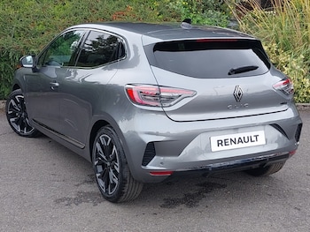 Used Renault Clio 2025 for sale - 75681748: Photo