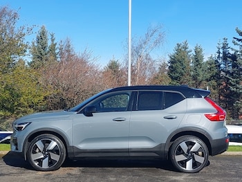 Used Volvo XC40 2023 for sale - 78071591: Photo
