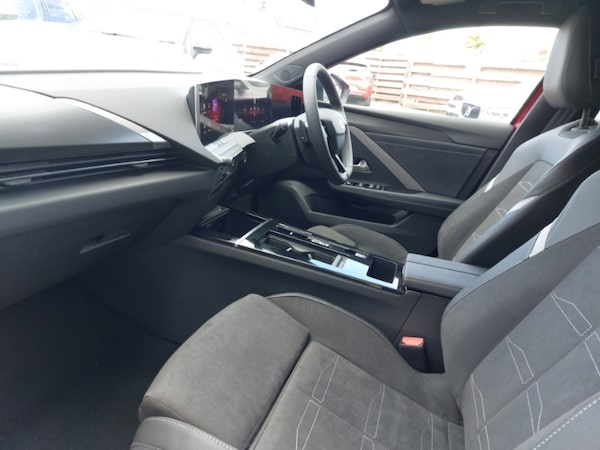 Used Vauxhall Astra 2025 for sale - 76213037: Photo 5
