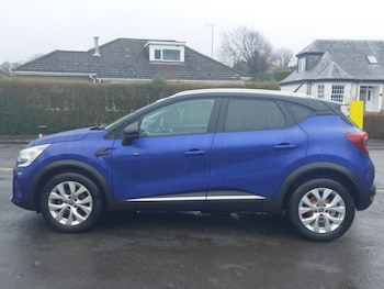 Used Renault Captur 2021 for sale - 77115243: Photo