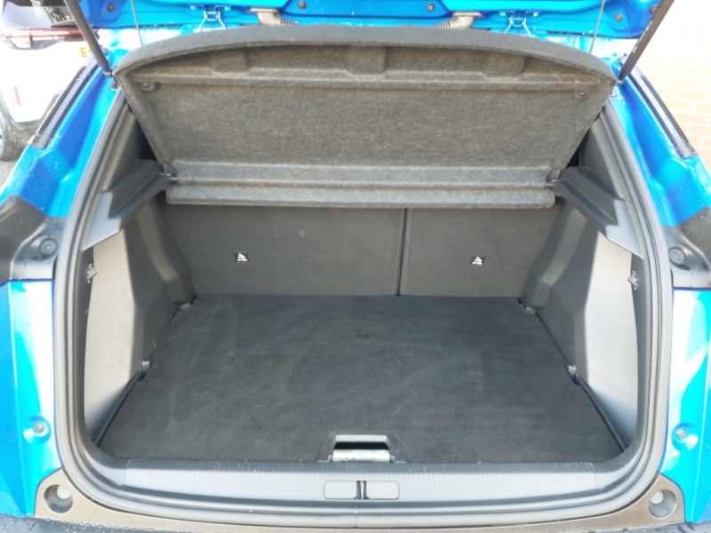 Used Peugeot 2008 2020 for sale - 77206280: Photo 8