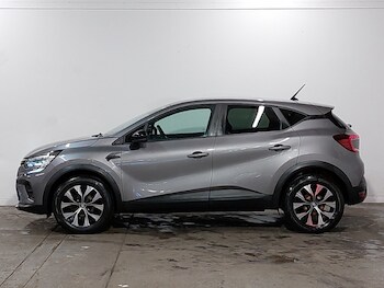 Used Renault Captur 2022 for sale - 77273583: Photo