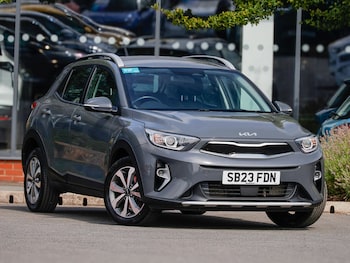Used Kia Stonic 2023 for sale - 79446970: Photo