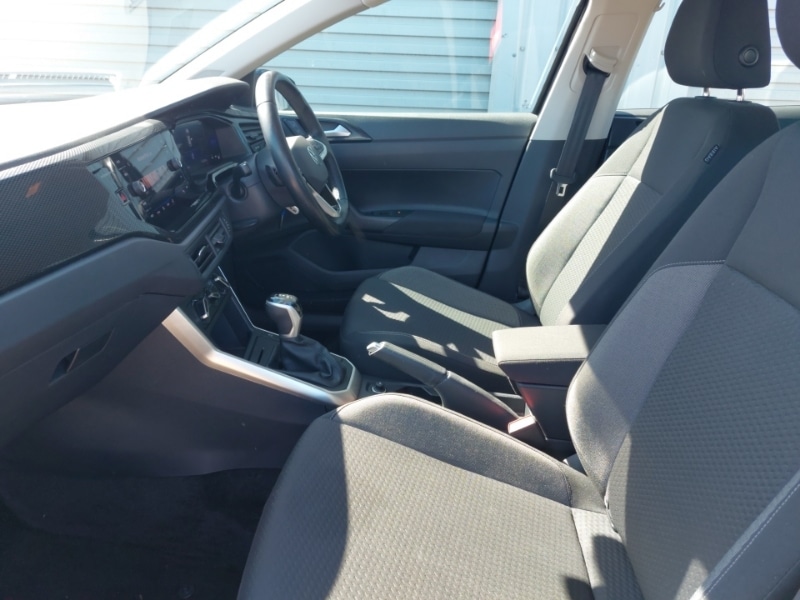 Used Volkswagen Polo 2024 for sale - 76521304: Photo 5