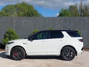 Used Land Rover Discovery Sport 2022 for sale - 78940512: Photo