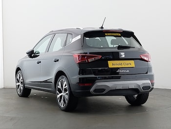 Used SEAT Arona 2024 for sale - 76925857: Photo