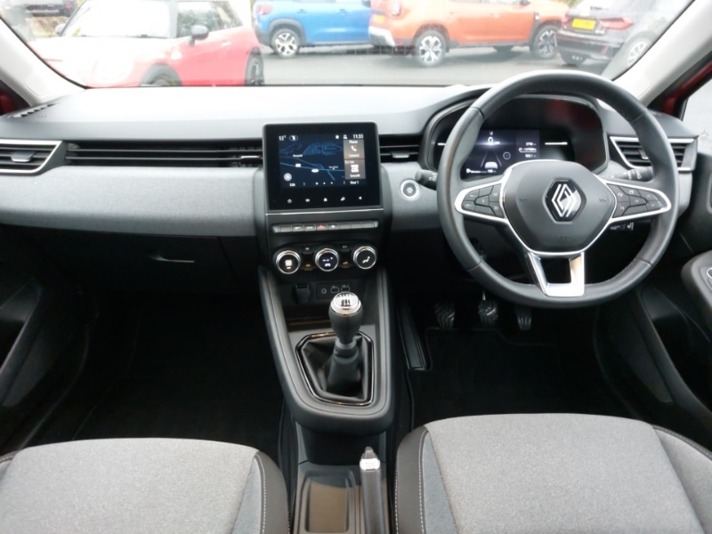Used Renault Clio 2024 for sale - 77467601: Photo 2