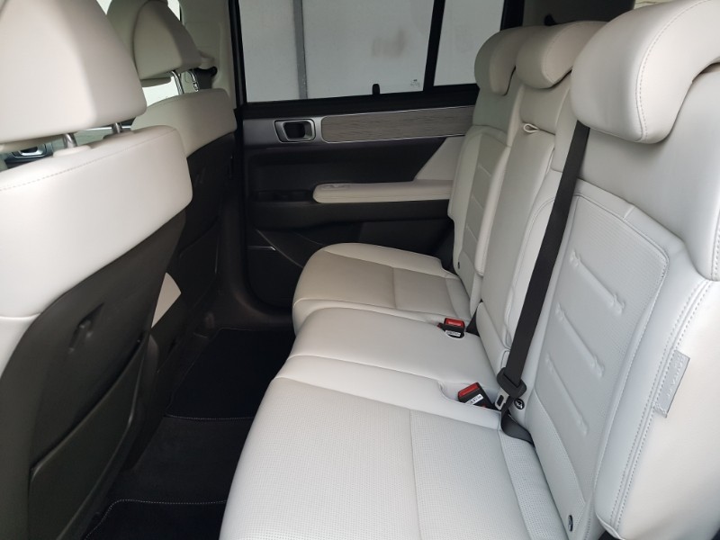 Used Hyundai Santa Fe 2025 for sale - 77954896: Photo 6