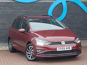 Used Volkswagen Golf SV 2020 for sale - 76952100: Photo