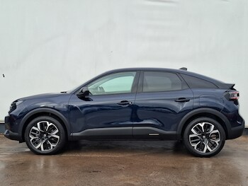 Used Citroen C4 2025 for sale - 76451391: Photo