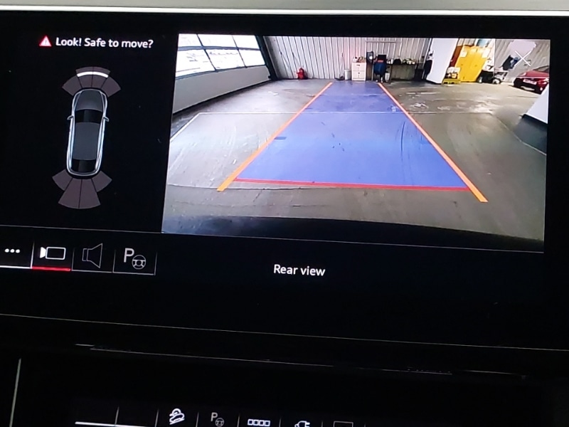 Used Audi e-tron 2022 for sale - 77611347: Photo 11