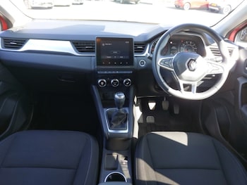 Used Renault Captur 2020 for sale - 78460765: Photo