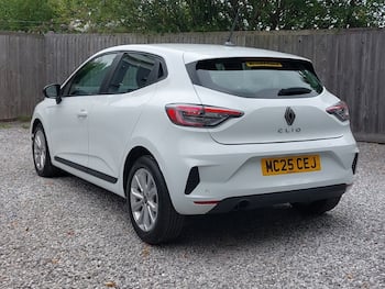 Used Renault Clio 2025 for sale - 79853229: Photo