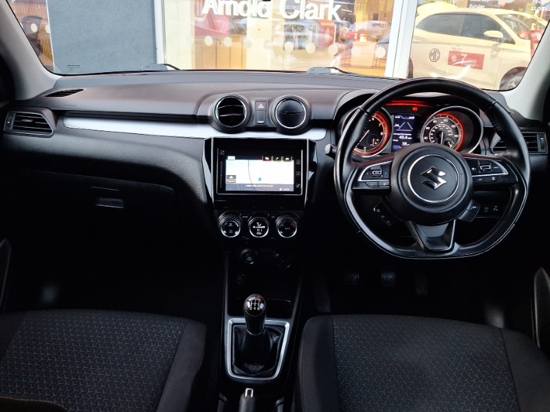 Used Suzuki Swift 2021 for sale - 76709151: Photo 2