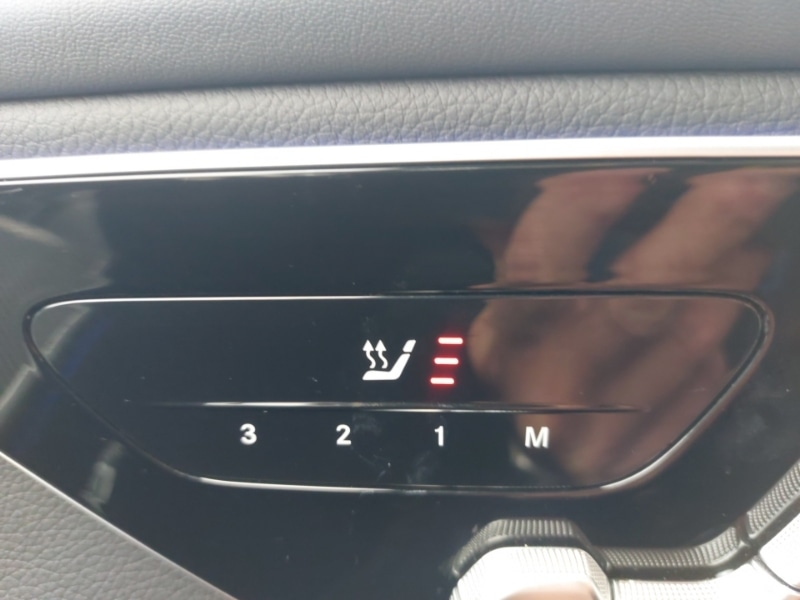 Used Mercedes-Benz GLC 2024 for sale - 76838496: Photo 12