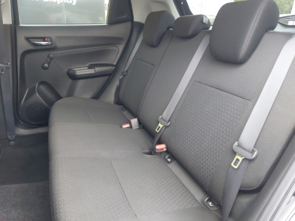 Used Suzuki Swift 2022 for sale - 76233250: Photo 6