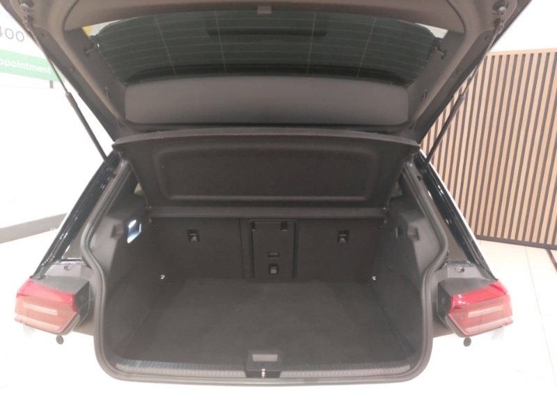 Used Volkswagen ID.3 2020 for sale - 76849539: Photo 8