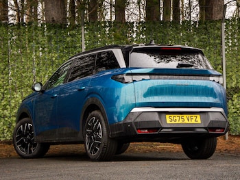 Used Peugeot 5008 2025 for sale - 77410594: Photo