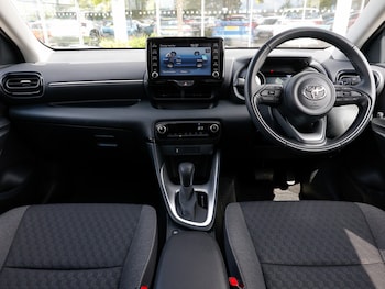 Used Toyota Yaris 2023 for sale - 78664357: Photo