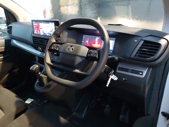 Used Vauxhall Vivaro 2024 for sale - 77142658: Photo