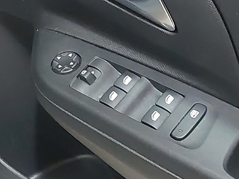 Used Vauxhall Corsa 2023 for sale - 78032249: Photo 12