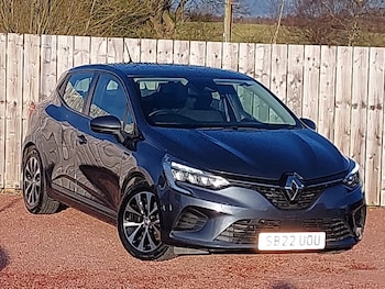 Used Renault Clio 2022 for sale - 77467732: Photo