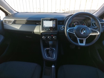 Used Renault Clio 2022 for sale - 77467732: Photo