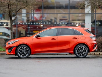 Used Kia Ceed 2022 for sale - 77126895: Photo