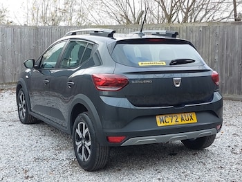 Used Dacia Sandero Stepway 2023 for sale - 76951992: Photo