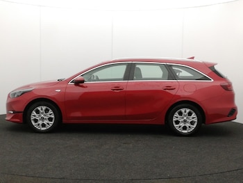 Used Kia Ceed 2024 for sale - 77537055: Photo