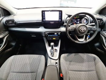 Used Toyota Yaris 2021 for sale - 77777849: Photo