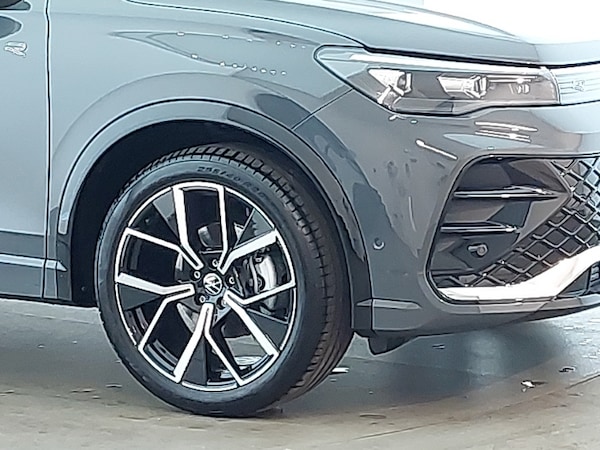 Used Volkswagen Tiguan 2024 for sale - 76179152: Photo 9