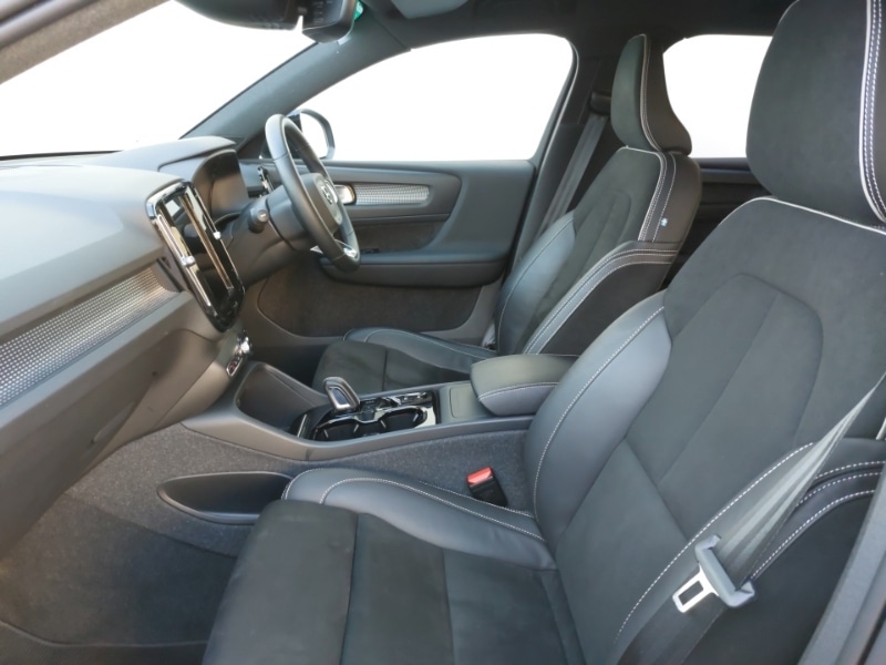 Used Volvo XC40 2022 for sale - 77224599: Photo 5