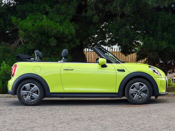 Used MINI Convertible 2022 for sale - 75651951: Photo