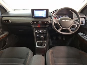 Used Dacia Sandero Stepway 2023 for sale - 78460840: Photo