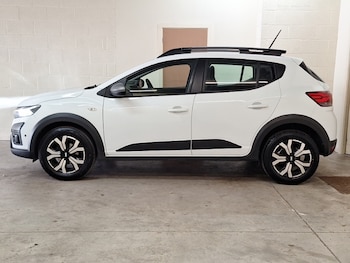 Used Dacia Sandero Stepway 2023 for sale - 78460840: Photo