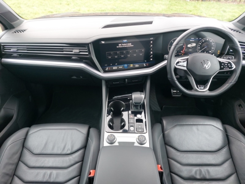 Used Volkswagen Touareg 2022 for sale - 77467364: Photo 2