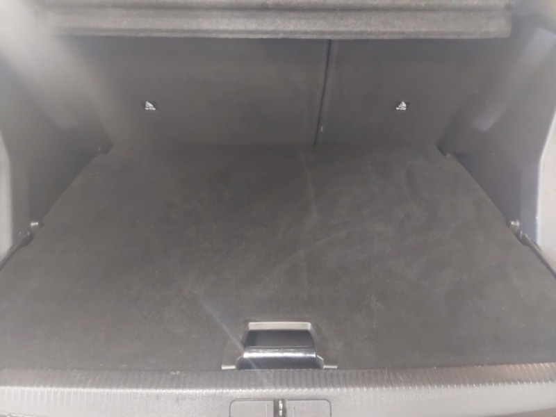 Used Peugeot 2008 2023 for sale - 77913308: Photo 8