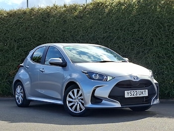 Used Toyota Yaris 2023 for sale - 79617892: Photo