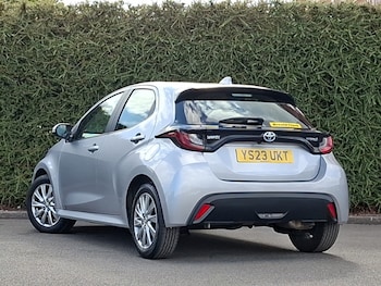 Used Toyota Yaris 2023 for sale - 79617892: Photo