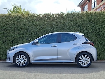 Used Toyota Yaris 2023 for sale - 79617892: Photo