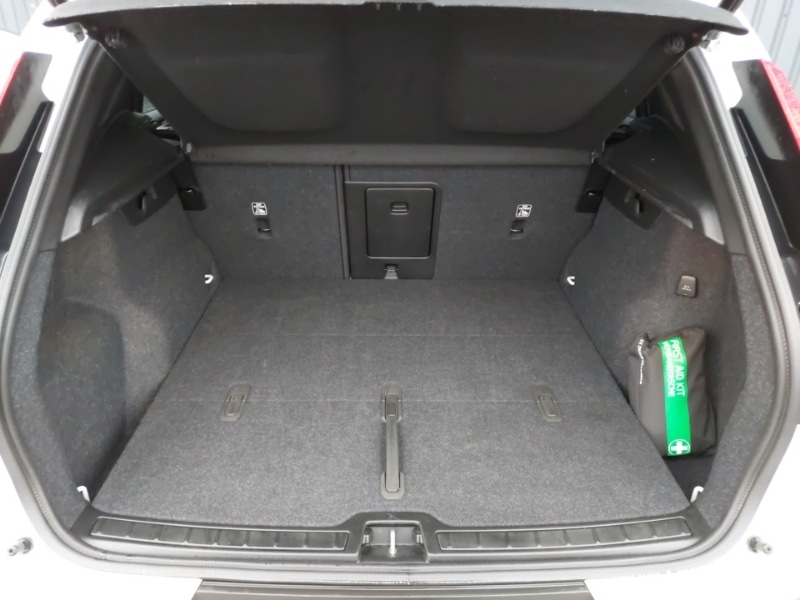 Used Volvo XC40 2024 for sale - 76770627: Photo 8