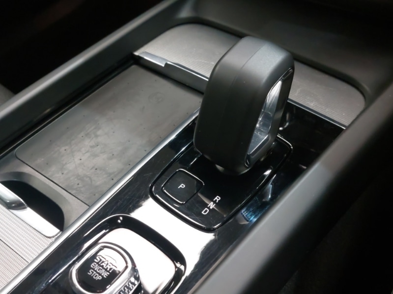 Used Volvo XC60 2023 for sale - 76160225: Photo 12