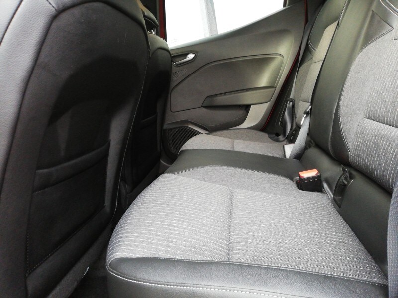 Used Renault Clio 2023 for sale - 77876651: Photo 6