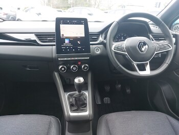 Used Renault Captur 2023 for sale - 77762055: Photo