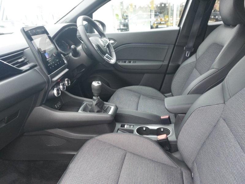 Used Renault Captur 2023 for sale - 77762055: Photo 5