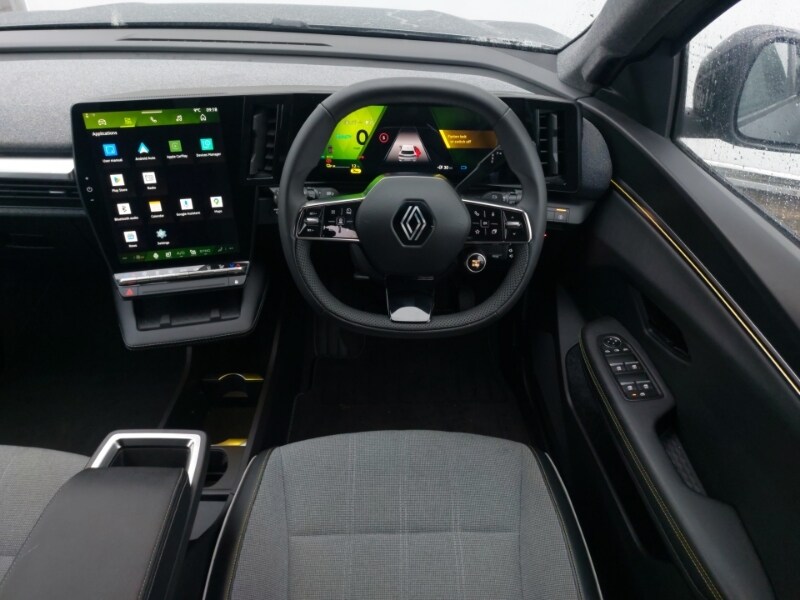 Used Renault Scenic E-Tech 2024 for sale - 77948539: Photo 11