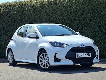 Used Toyota Yaris 2023 for sale - 79516973: Photo