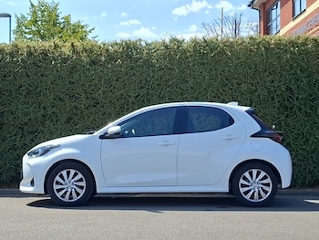 Used Toyota Yaris 2023 for sale - 79516973: Photo